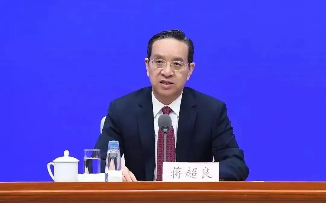 Trung Quốc xử lý hàng loạt quan chức tham nhũng sau Hội nghị Trung ương 4 khóa XX